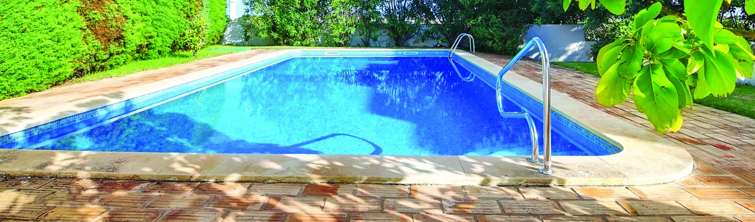 shutterstock_129240386-scaled-e1655876573667 Protect Your Pool From Sun Damage. Swimart Safety Tips.